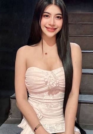 ジュリー Julie 22歳