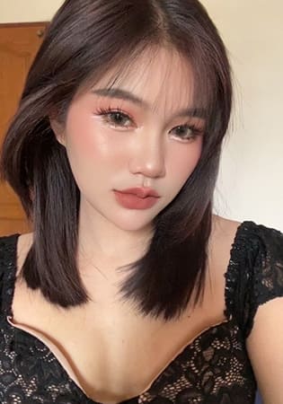 ユイ Yui 22歳