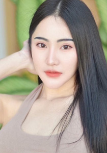 デイジー 23歳