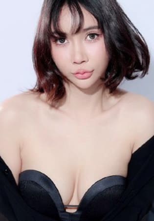 アリス 23歳