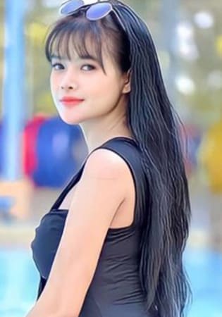 シーシー 23歳