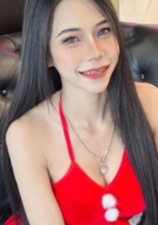 ミア 20歳
