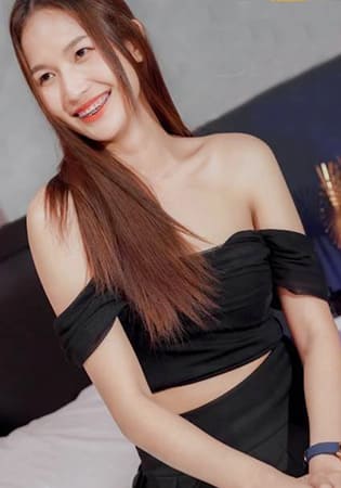 ニチャ Nicha 23歳
