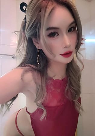 バニ Bani 26歳