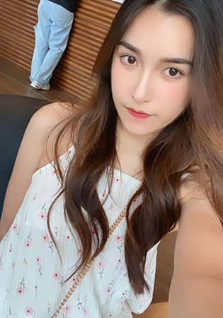 ノエイ Noey 20歳