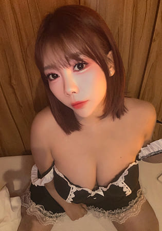 オムジ Omji 25歳