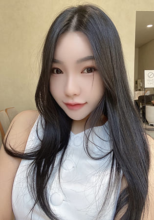 イェジ Yeaji 23歳