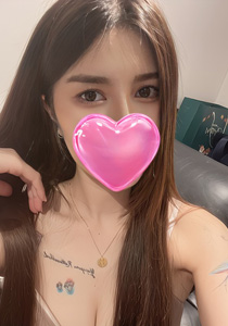 イブ 24歳