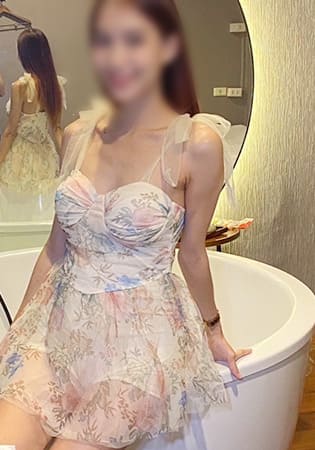 Somi 23歳