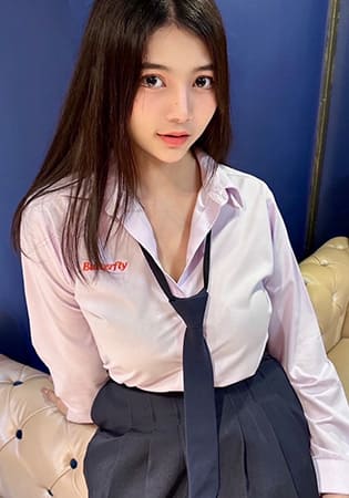 ネネ Nene 24歳