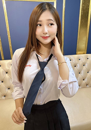 ユキ Yuki 20歳