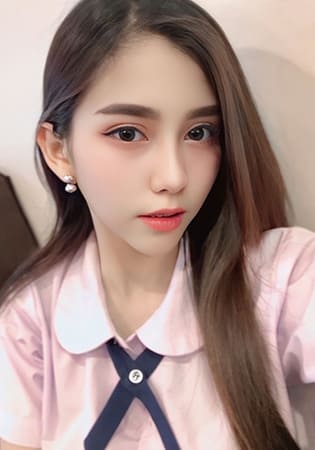 プラウ Preaw 25歳