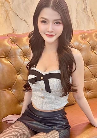 ティンティン TinTing 24歳