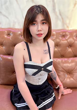 ファン Fang 25歳