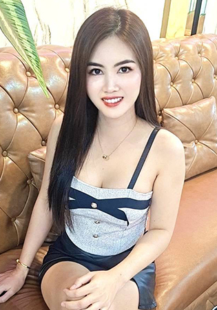 ミニー Minny 25歳