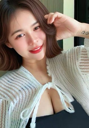 シーシー 23歳