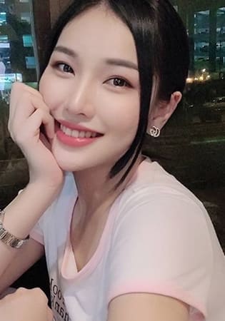 ベル 22歳