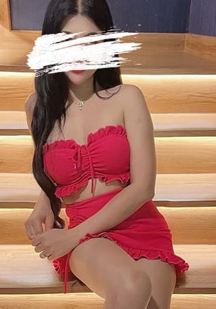 ジュリー Julie 24歳