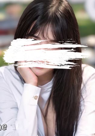 ミラ Mila 23歳