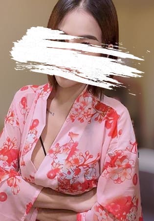 マリー Malee 27歳